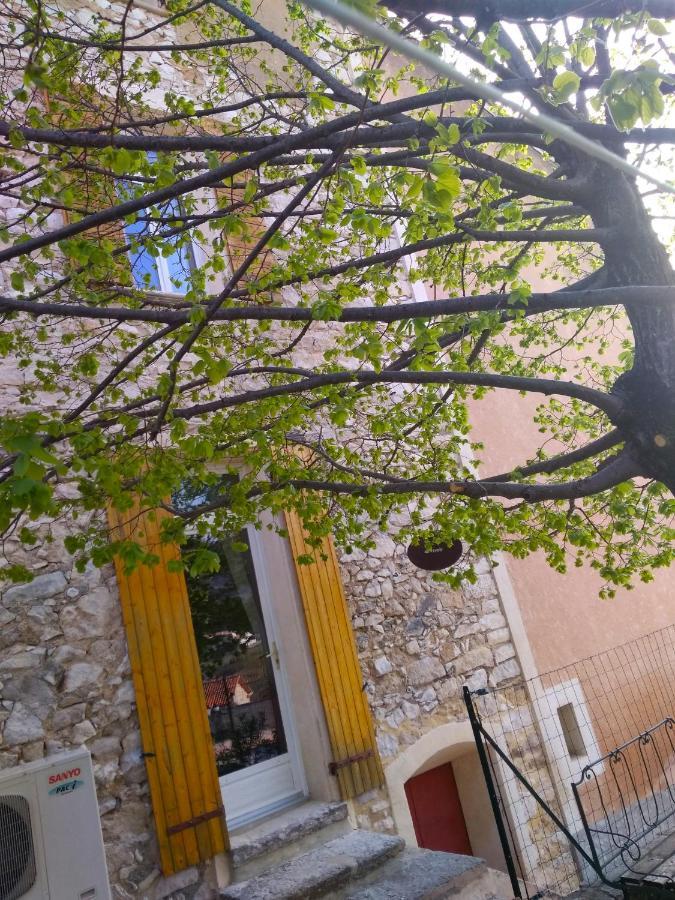 Méthamis Chambre D'Hotes Face Au Lavoir מראה חיצוני תמונה