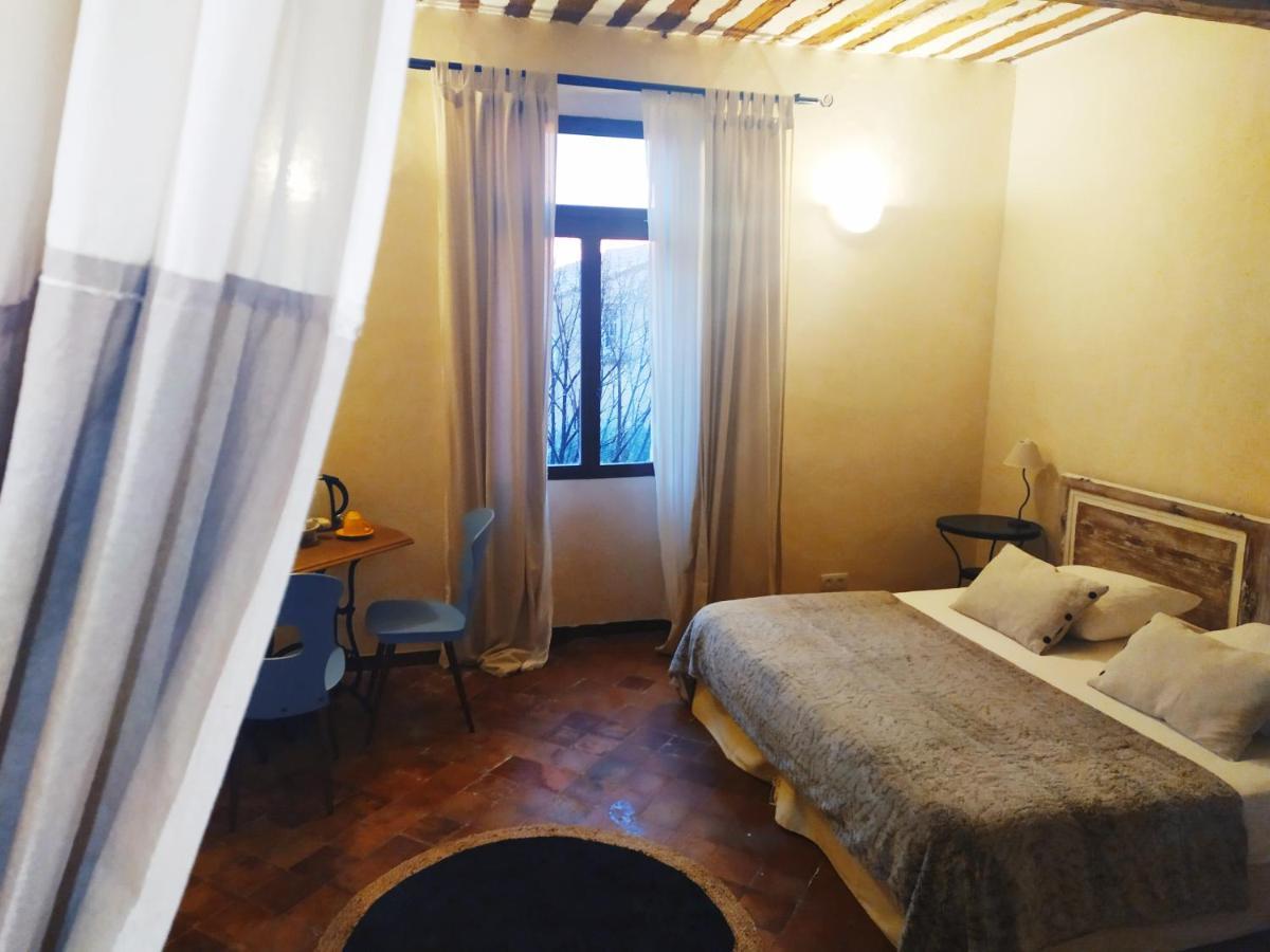 Méthamis Chambre D'Hotes Face Au Lavoir מראה חיצוני תמונה
