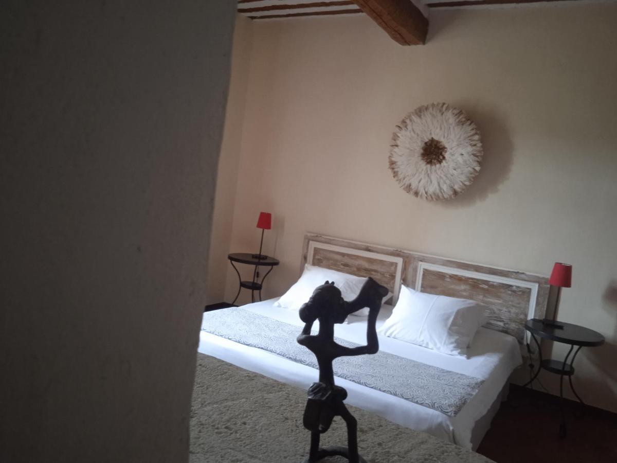 Méthamis Chambre D'Hotes Face Au Lavoir מראה חיצוני תמונה