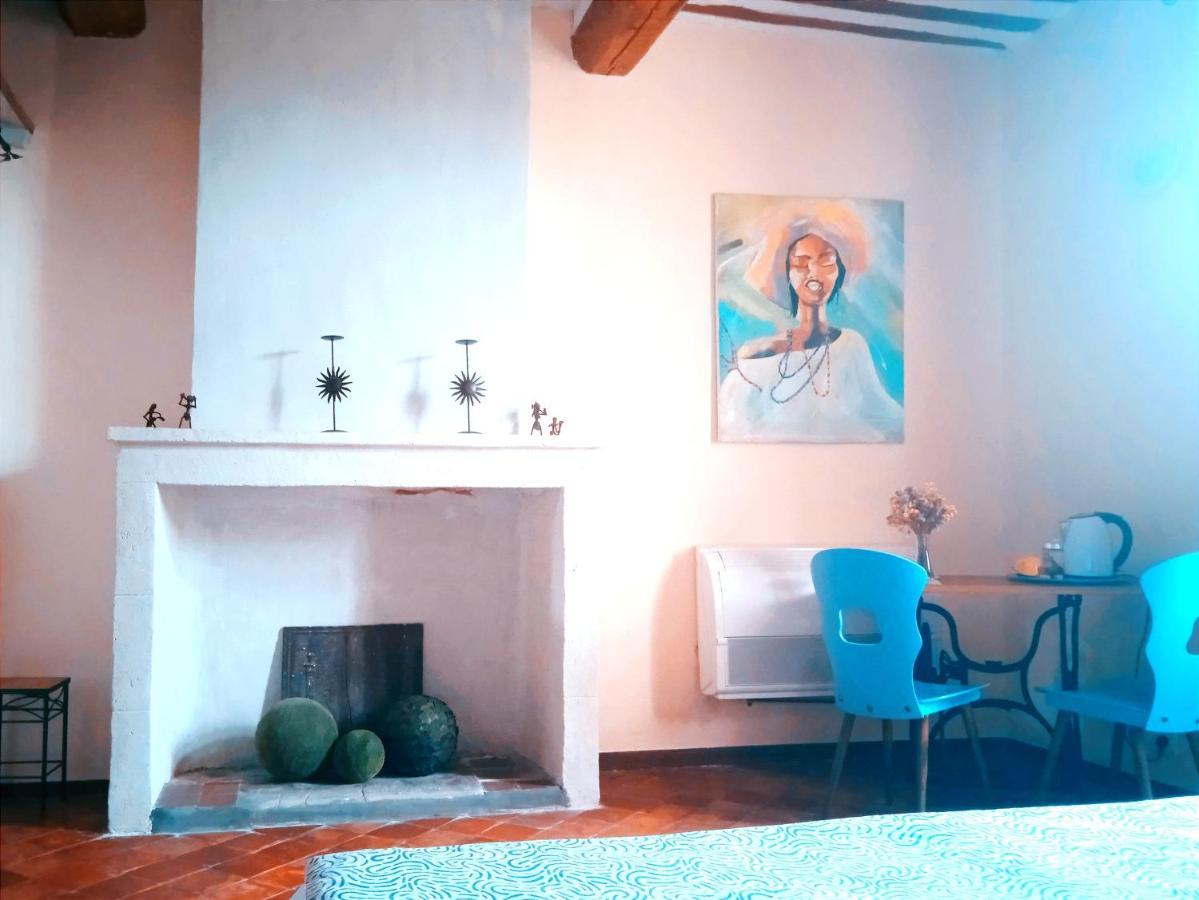 Méthamis Chambre D'Hotes Face Au Lavoir מראה חיצוני תמונה